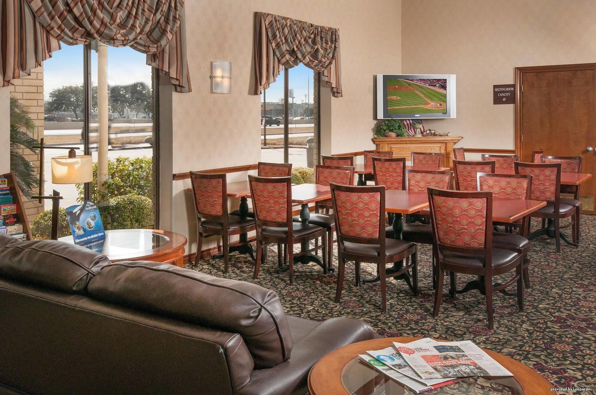 Best Western Near Lackland Afb Seaworld Сан-Антонио Ресторан фото